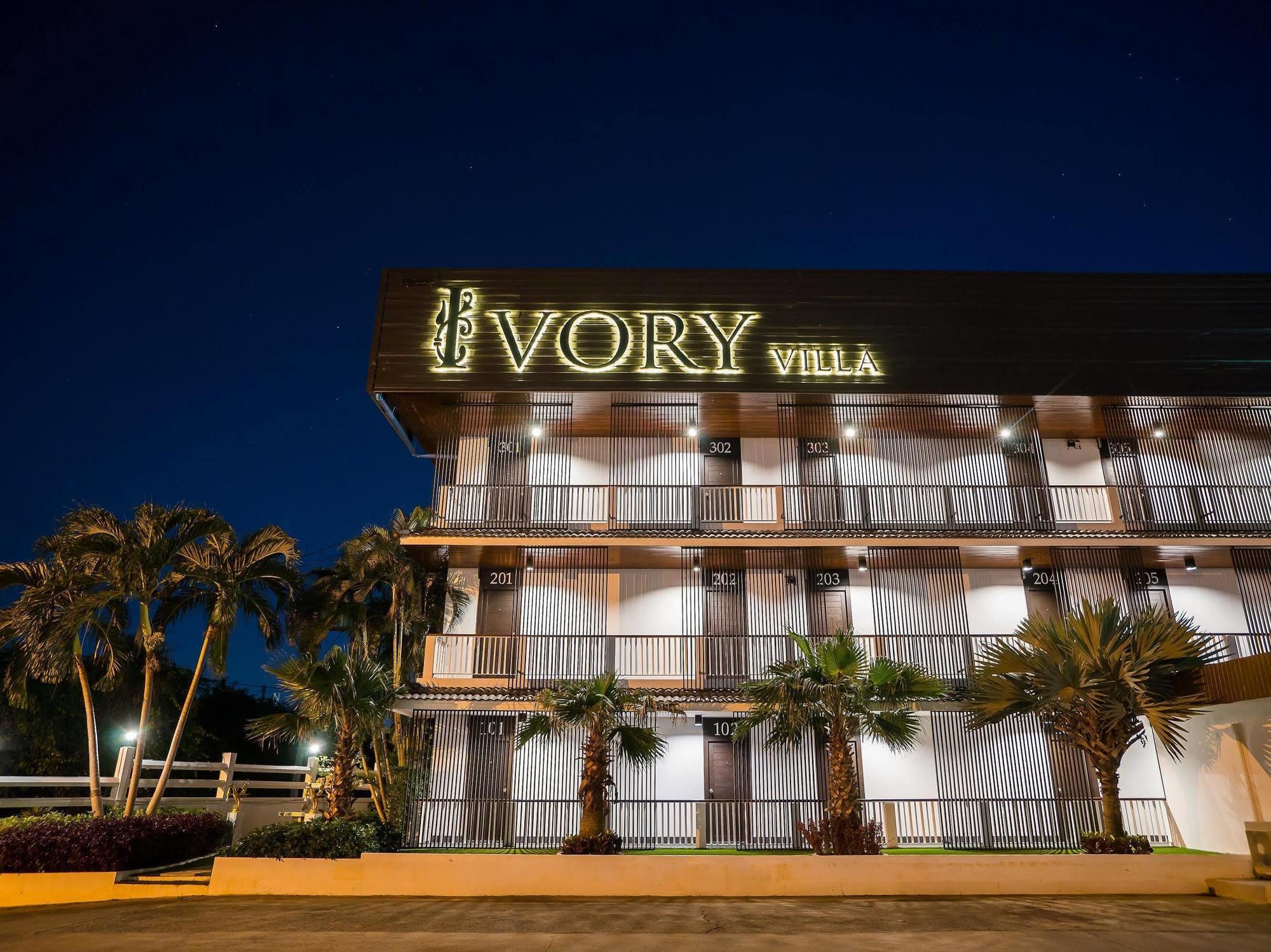 Ivory Villa City Bang Lamung Exterior foto